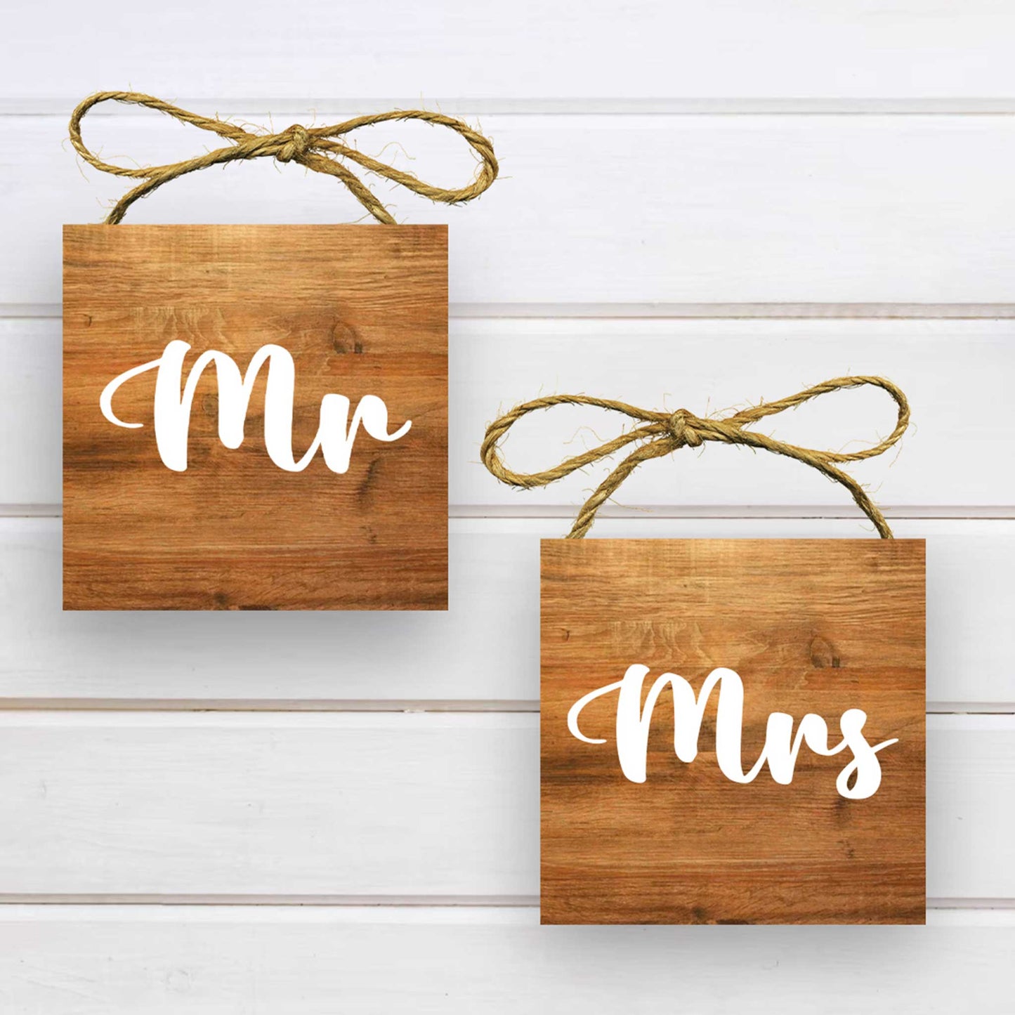 Mr & Mrs Wood Signs